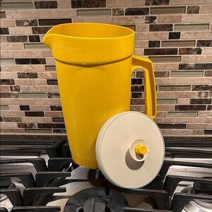 Vintage Tupperware Pitcher 1970s push button lid